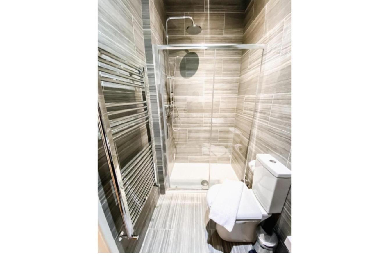 Putera Puteri Residence Λονδίνο Εξωτερικό φωτογραφία